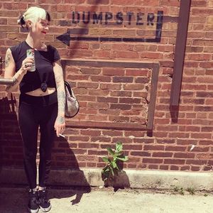 Meet your Posher, Nicole